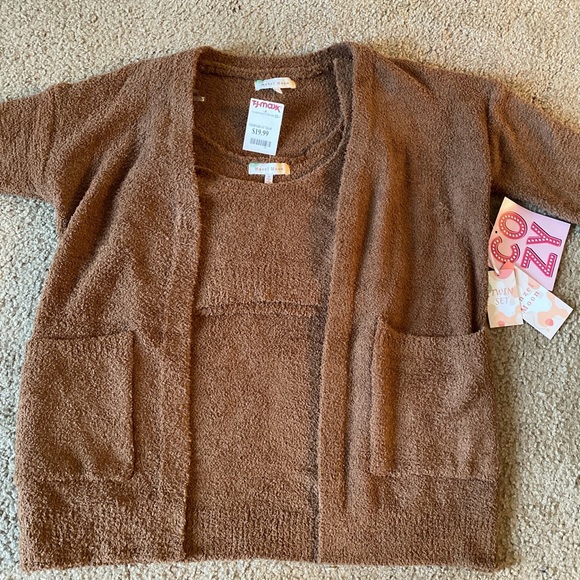 size small fuzzy brown cardigan/crop top - Picture 1 of 4